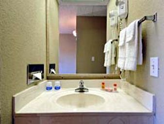 Howard Johnson Inn Pensacola Fl מראה חיצוני תמונה